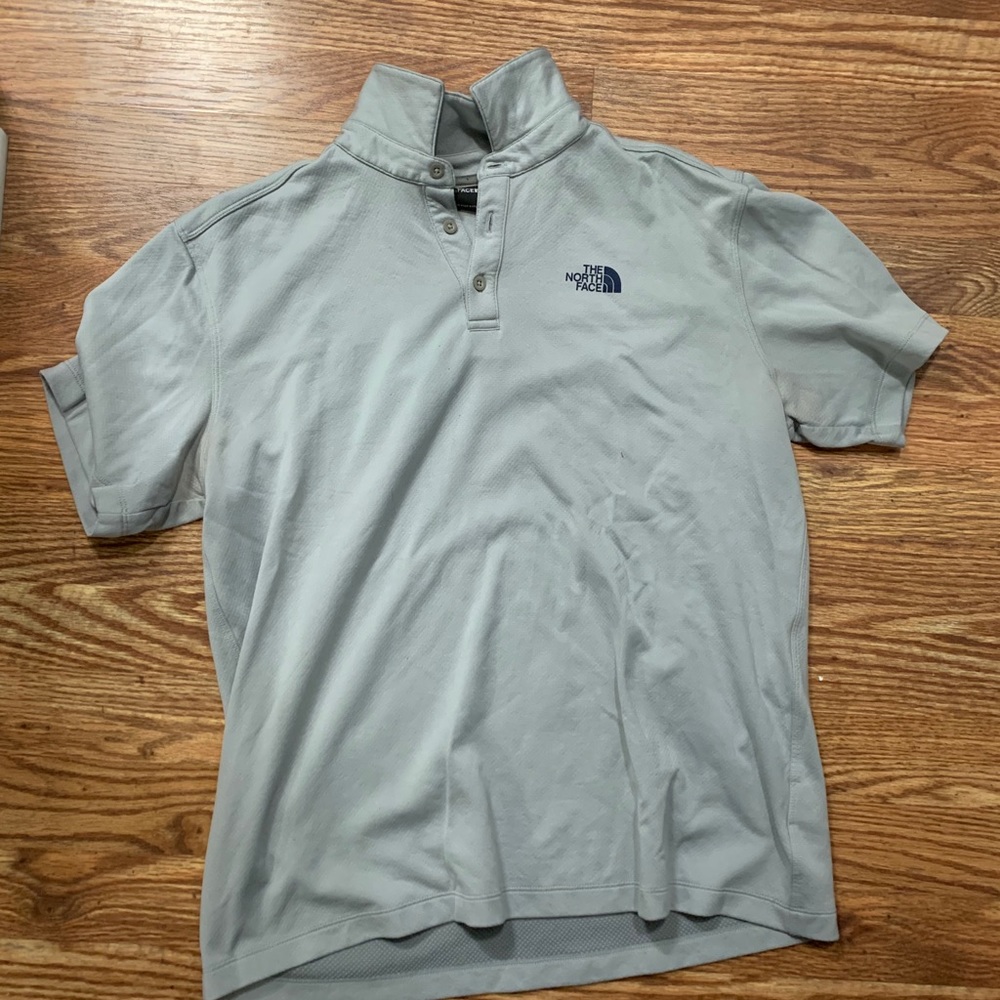 North face short sleeve size M